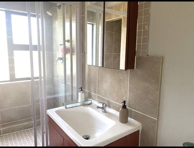 4 BEDROOM APARTMENT TO LET IN PALM LAKES ESTATE